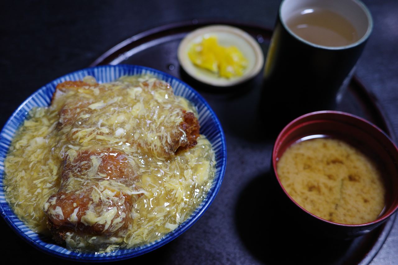 あんかけかつどん 着丼