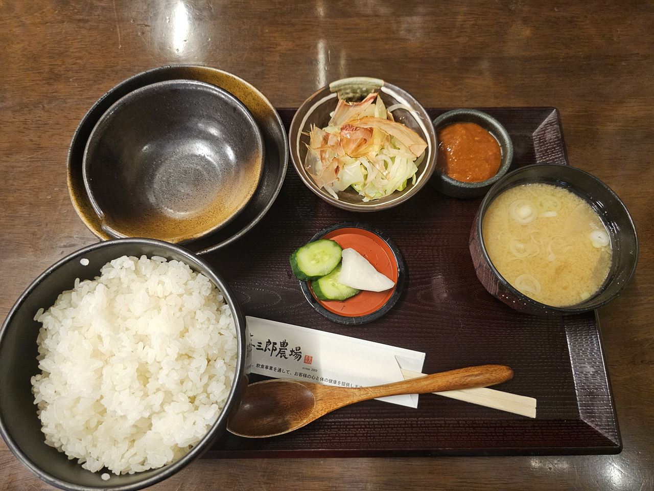 卵かけご飯御膳が到着した