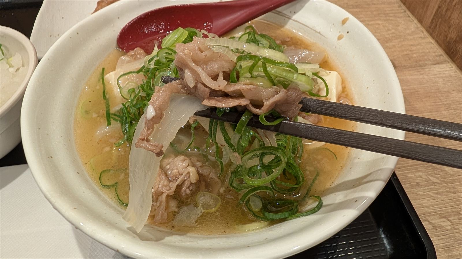 肉吸いの肉・たまねぎ